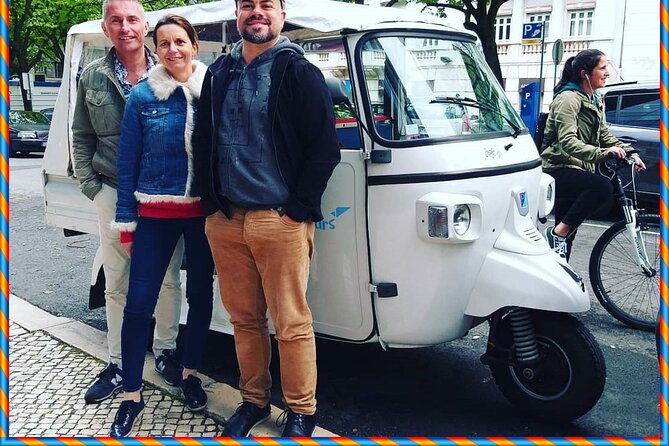 1 hour in Tuk Tuk to access the famous viewpoints of Lisbon - Pickup at Hard Rock Cafe, then an airy ride with options for your group
