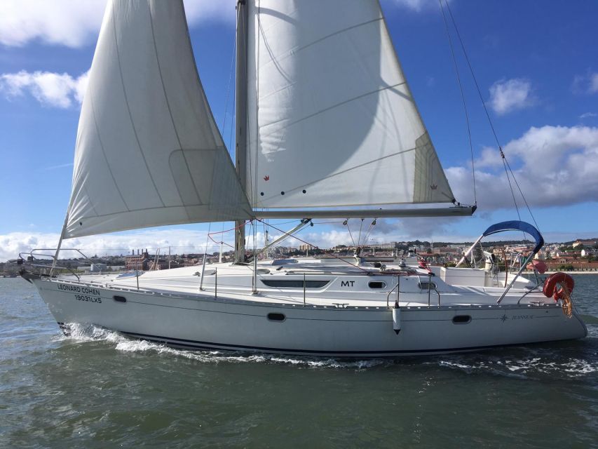 1 Hour Private - Lisbon: Sailing Tour With Wine and History - Price and Value: When $265 Per Group Feels Like a Smart Treat