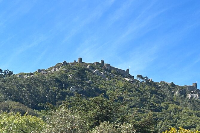1 Hour Sightseeing Tour in Sintra with Tuktuk - Castelo dos Mouros: Reading Moorish Walls From the Hills