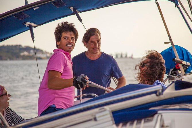2,5h Lisbon Sunset Sail with Drinks and Snacks - Why a Lisbon sunset sail on the Tagus feels worth planning