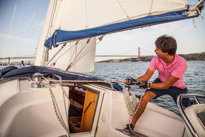 2,5h Lisbon Sunset Sail with Drinks and Snacks - Praca do Comercio and Terreiro do Paco, the river’s big open invitation