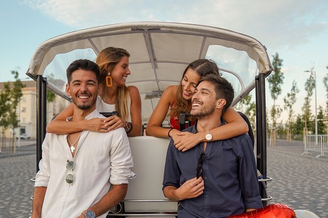 2 Hour Lisbon Private Guided Tour in a Tuk Tuk - Castelo de S. Jorge: Heritage Plus That Big-Hill Perspective