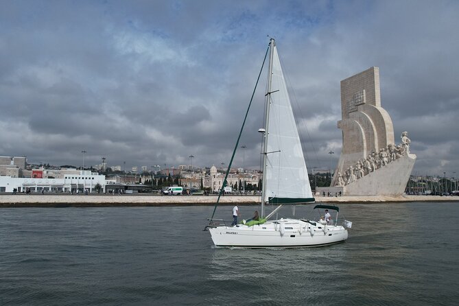 2-Hour Lisbon Sunset Sailing Tour - The captain and crew commentary, why the narration matters