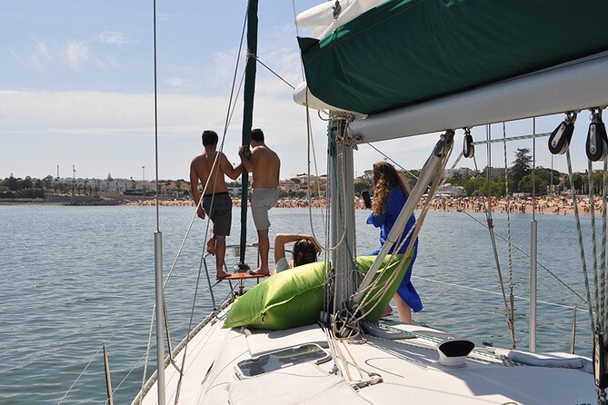 2-Hour Lisbon Sunset Sailing Tour - Small-group comfort: max 8 travelers changes the vibe