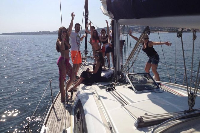2 Hours Private Sailing Tour in Lisbon - Cristo Rei and the Main Square: Lisbon’s Iconic Contrast From the Water