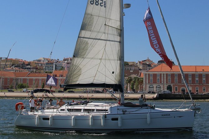 2 Hours Private Sailing Tour in Lisbon - Crew Care and That Calm, Safe Feeling