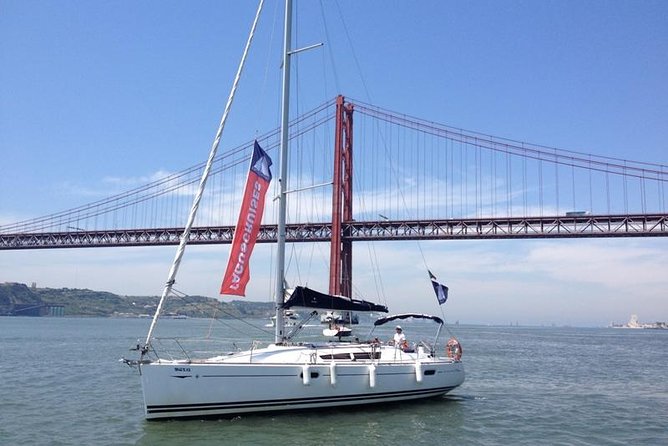 2 Hours Private Sailing Tour in Lisbon - Sailing Past Belem Tower and the Discovery Monument