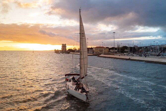 2 Hours Private Sailing Tour with Wine and Snacks - Why this Tagus private sail works so well in Lisbon