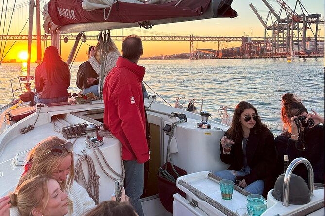 2 Hours Private Sailing Tour with Wine and Snacks - The Monument to the Discoveries, seen from the water