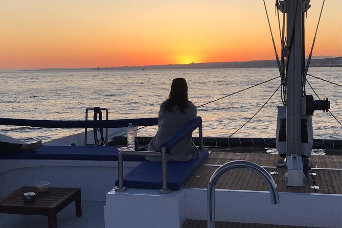 2H Private Sailing Catamaran "Vertigo" Tour in Lisbon up to 18pax - Ponte 25 de Abril: the bridge views are where it feels like Lisbon