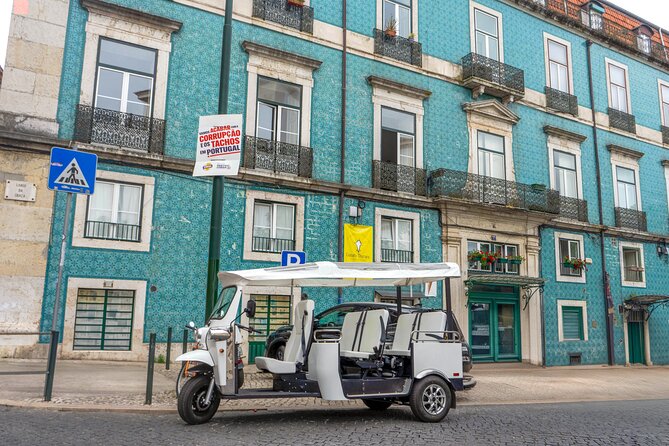 2h “Untouched Lisbon” - Hidden Secrets Tuk Tuk Tour - Alfama and Mouraria: the oldest roots plus a living multicultural neighborhood
