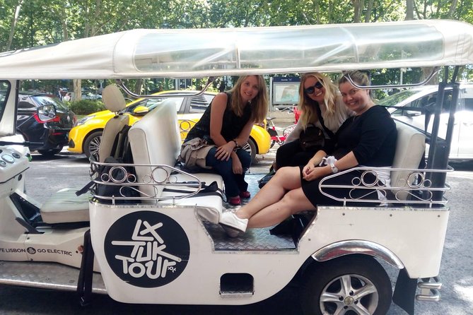3 hour Private ECO Tuk Tuk Tour of Lisbon with Cherry Liqueur - FAQ