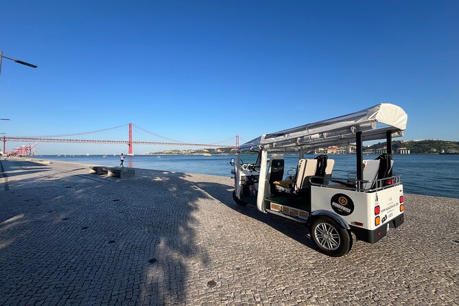 3h30 Tour | Lisbon Essentials: See, Taste and Learn with a Local - Portas do Sol, São Vicente de Fora, and Pantheon photo stops