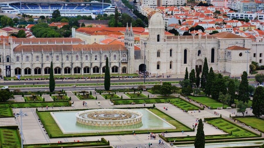 4-hour sightseeing tour by Tuk-Tuk Lisbon old town and Belém - Heading to Belém: The Tagus River Setting and Why It Matters