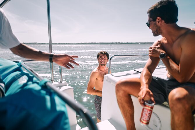 4 Hours Private Tour with Dives in Catamaran in Lisbon - Inclusions and extras: what you get now, what you can add