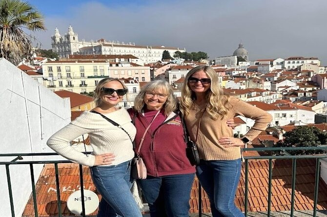 4 Hours Private Tuk Tuk Tour in Lisbon - Key highlights you will actually feel