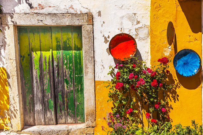 Alcobaça & Óbidos: Self-guided tour - The journey to Óbidos: arriving prepared for medieval walking
