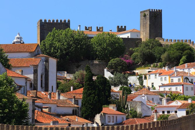 Alcobaça & Óbidos: Self-guided tour - Lisbon start point and the moment you switch to self-guided mode