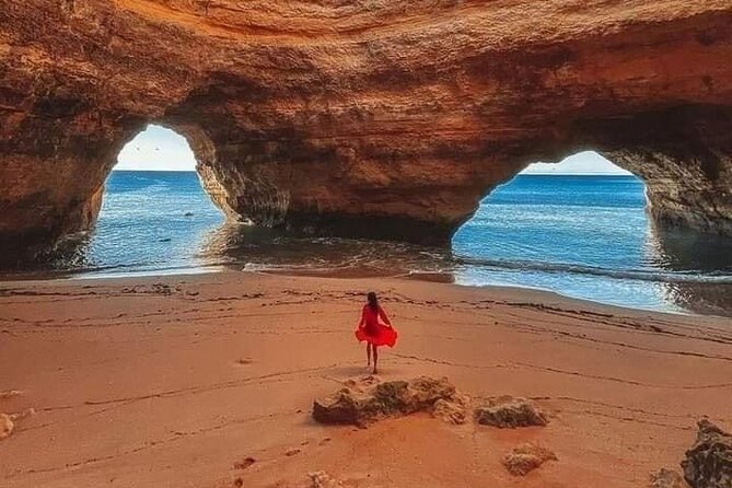 Algarve private day tour from Lisbon - Praia da Rocha in Portimão, Long Sands and Cliffside Caves