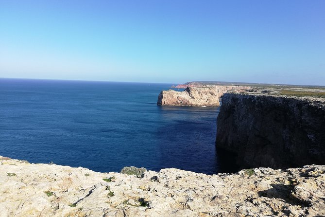 Algarve Private Tour from Lisbon - Lagos Old Town and Praia do Camilo: two very different kinds of beauty