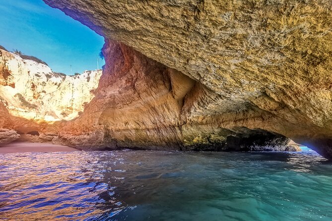 Algarve Private Tour from Lisbon with Benagil Caves Boat Trip - The Lisbon to Algarve road trip: what you gain from the AC van