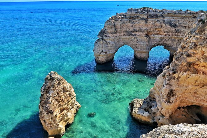 Algarve Private Tour from Lisbon with Boat Ride - Comfort on the Road: Air-Conditioned, Water, and WiFi