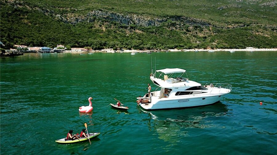 Arrábida Full-Day Yacht Tour from Lisbon - Key things that make this yacht day work