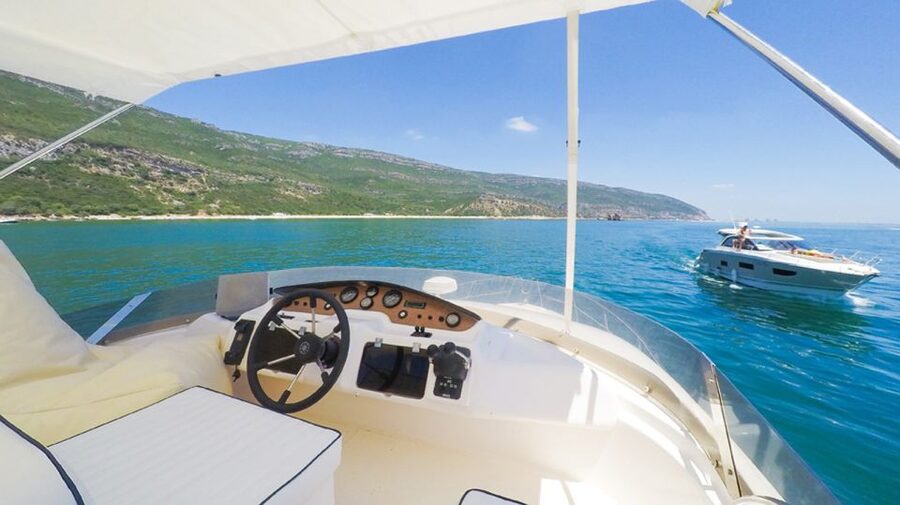 Arrábida Full-Day Yacht Tour from Lisbon - Crew and guide energy: what makes the day feel easy