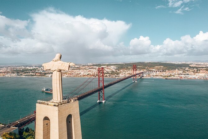 Arrábida & Setúbal, coastal getaway - Private Tour - Palmela’s castle town stop: quick history, easy views