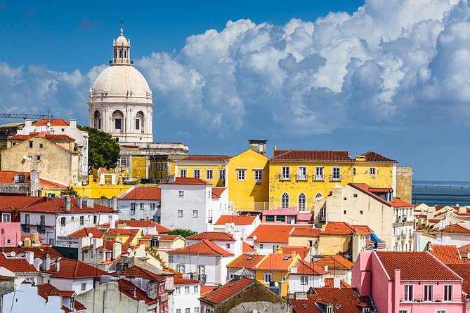 Arrival Transfer: Lisbon Airport LIS to Lisbon in Business Car - Timing and hours: when your landing matters