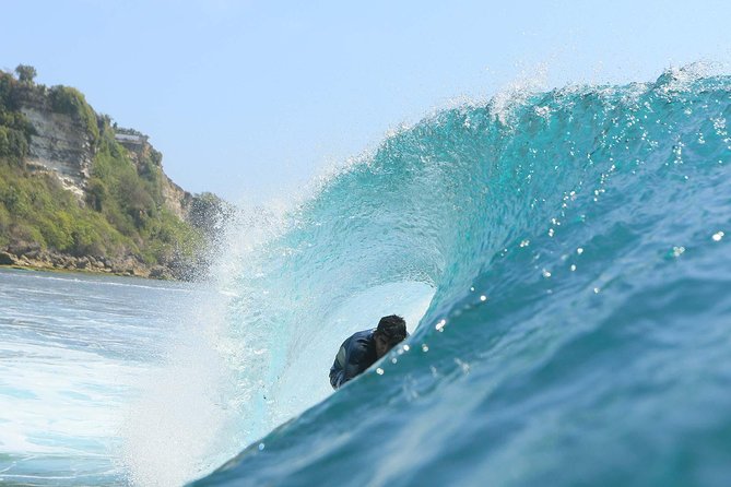 Aulas de Surf - Beginner-first surf coaching, and why safety comes first