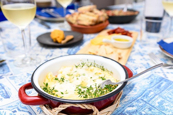 Authentic Portuguese Cooking Class and Dinner in a Lisbon Home - Key things you should know before you go