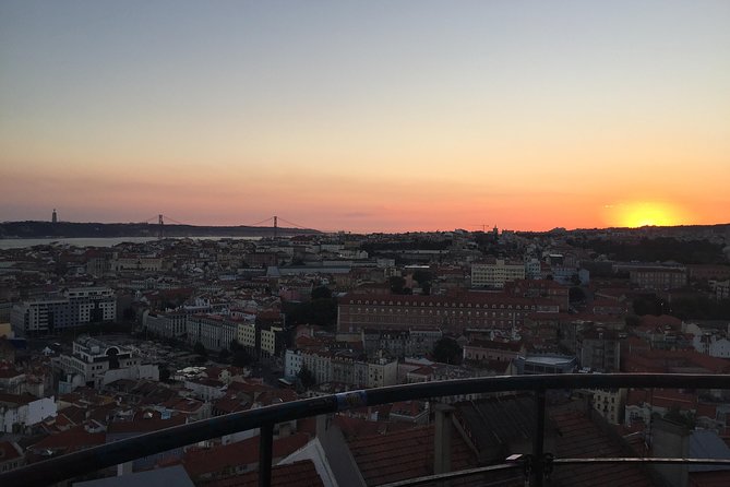 Be a local in Lisbon - Private Tour - Lisbon Cathedral: an oldest-church visit with real context