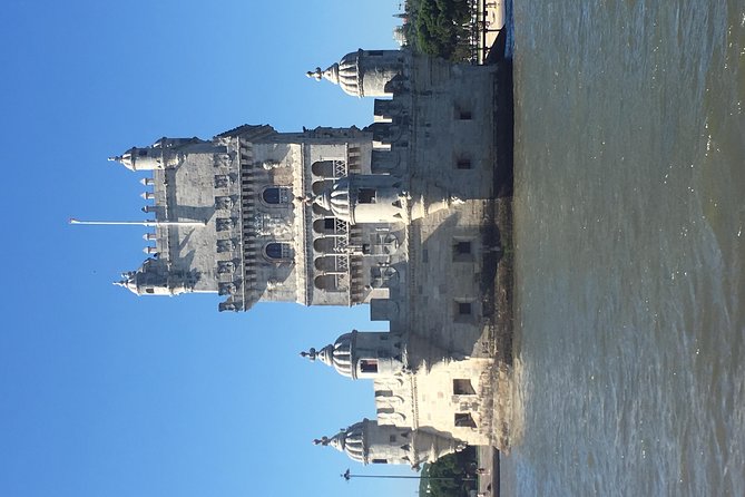 Be a local in Lisbon - Private Tour - Museu Arqueologico do Carmo ruins: when stone tells a darker story