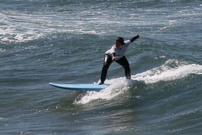 Beginners, intermediate and advanced surf lessons - A 2-Hour Surf Lesson That Fits Beginners, Intermediate, and Advanced