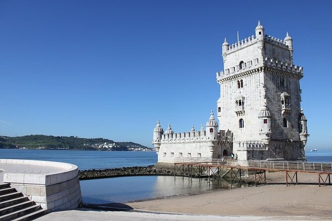 Belém and Jerónimos Monastery Private Walking Tour & Ticket - Meeting point, mobile ticket, and how not to get flustered
