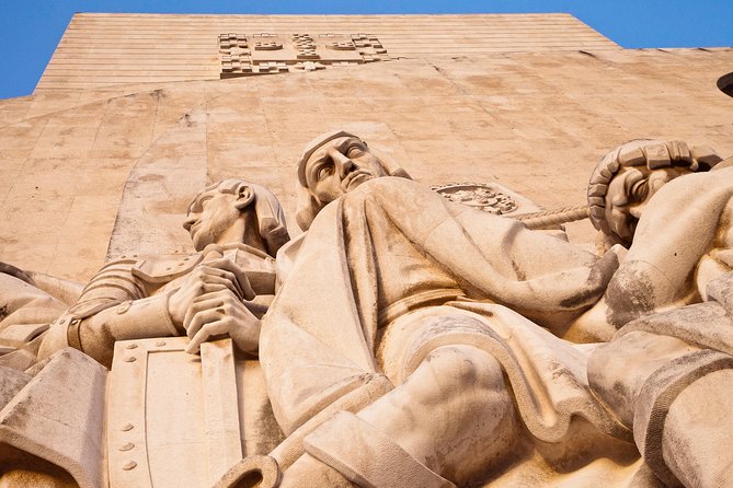 Belém District and the Salazar Dictatorship Legacy - Private Walking Tour - Padrão dos Descobrimentos: icons, missing context, and the wind rose