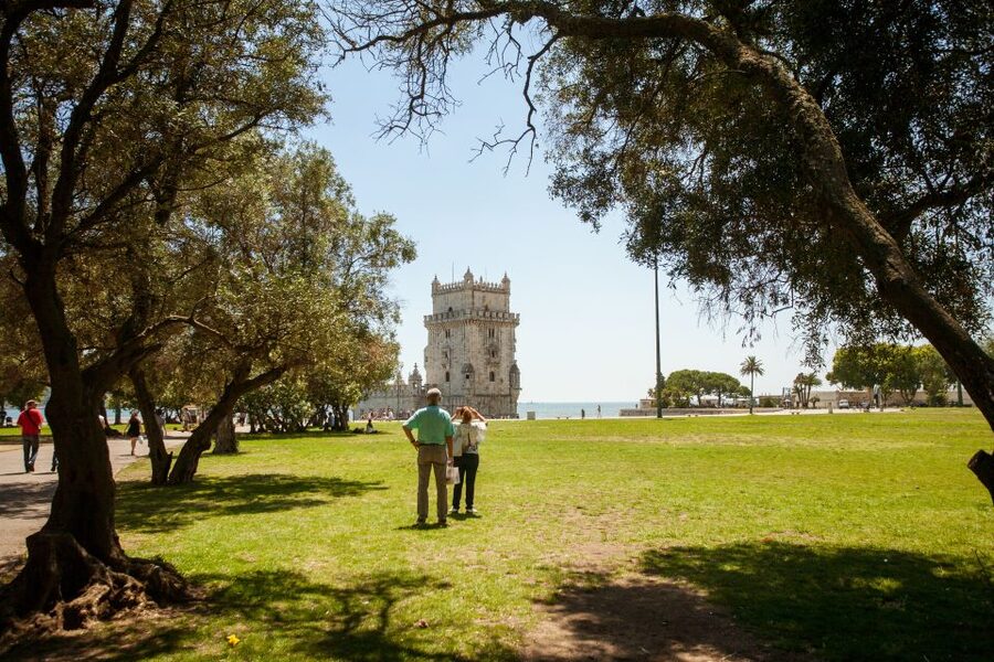 Belém: Lisbon 3-Hour Walking Tour - Mosteiro dos Jerónimos: Manueline architecture and the age of Henry the Navigator