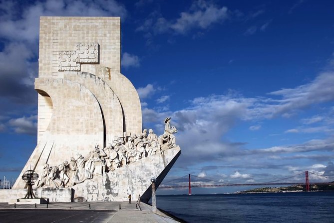 Belem Tower & Monastery TukTuk Tour - Jerónimos Monastery: a short church visit that feels worth it