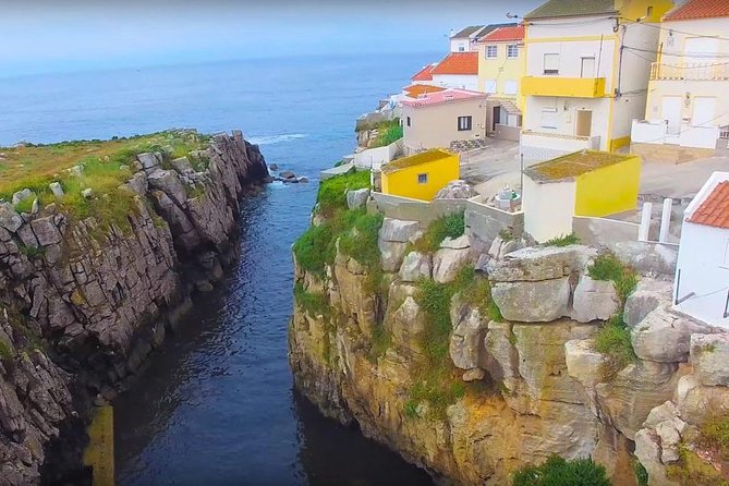 Berlengas Tour - Fortaleza, islands, and sea caves: how the day fits together