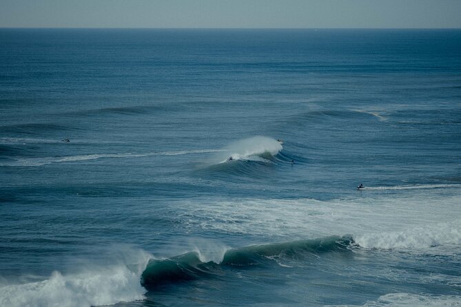 Best Fátima, Óbidos, Nazaré & Batalha Tour From Lisbon - Nazaré and Praia do Norte: lunch break and wave-history scenery