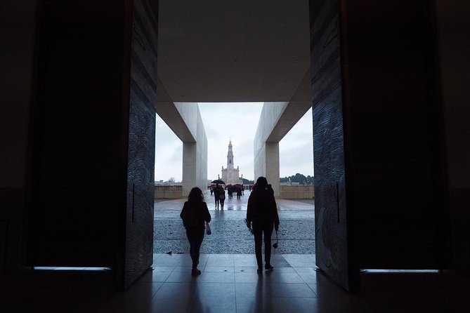 Best Fátima, Óbidos, Nazaré & Batalha Tour From Lisbon - The pacing reality: four towns, one day, and where time gets tight