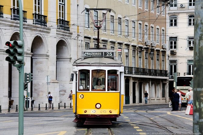 Best of Lisbon Full Day Private Tour - From Terreira do Paço to Rossio: squares, markets, and classic Lisbon sights