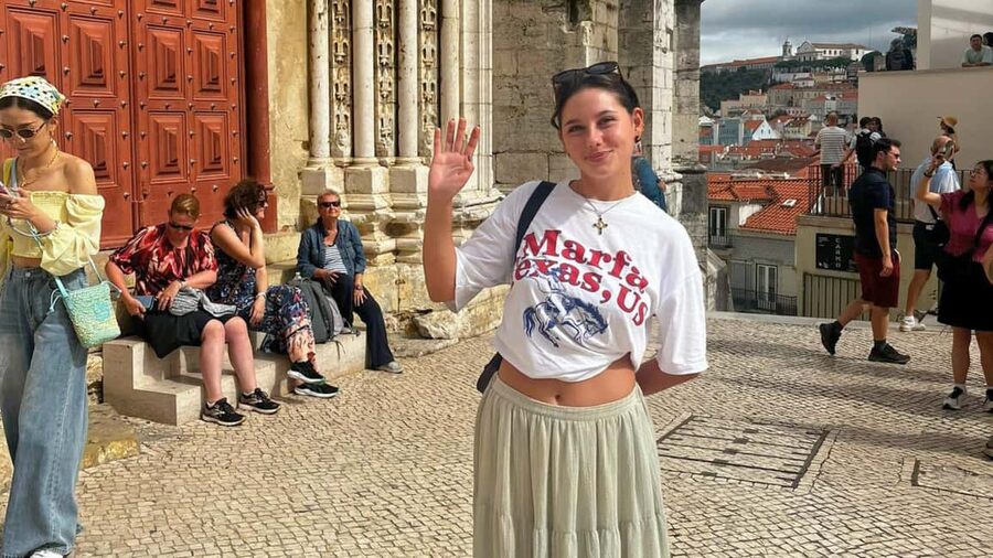 Best of Lisbon: Private Walking Tour with a Local - Start at King José I, then aim for the Tagus at Praça do Comércio