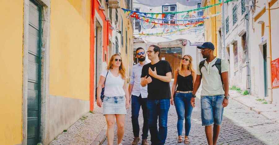 Best of Lisbon Walking Tour: Rossio, Chiado & Alfama - Restauradores Square and the independence story in one stone obelisk
