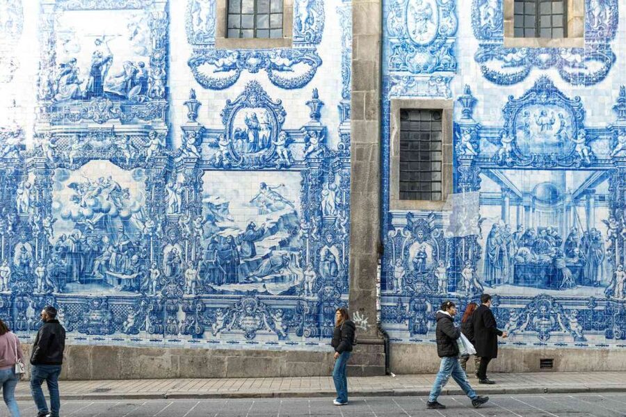 Best of Porto - Private Tour from Lisbon - Historic center: UNESCO streets, church spires, and big atmosphere