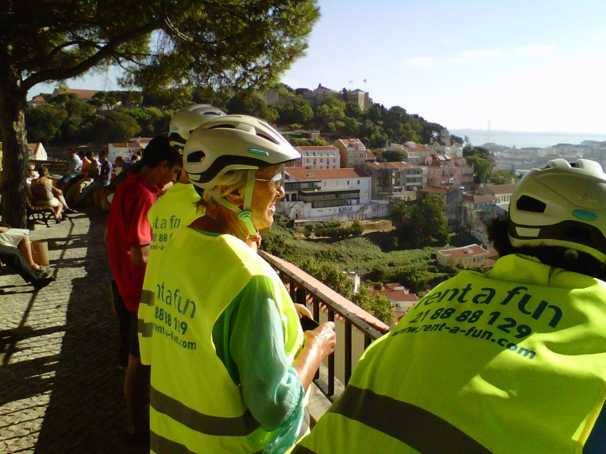 Bicycle Rental in Lisbon - 9 hours on two key directions: Tejo and Caparica
