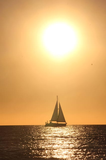 ⛵Bluemotion Lisbon⛵: Sunset sailing tour in Tagus River - Key highlights at a glance