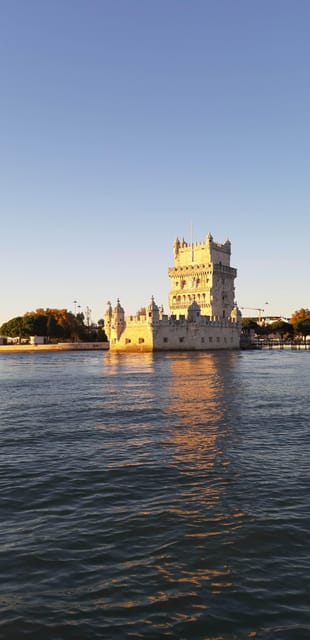 ⛵Bluemotion Lisbon⛵: Sunset sailing tour in Tagus River - Commerce Square to Alfama: the waterfront meets the old city