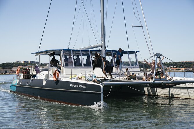 Boat Party - Party on the Tagus River - Weather reality: when conditions change, your plan changes